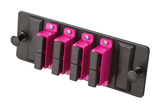Планка Eurolan Q-SLOT, OM4 50/125, 4 х SC, Duplex, предустановлено 4, для слотовых панелей, цвет адаптеров: пурпурный, цвет: чёрный