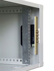 Шкаф телекоммуникационный настенный антивандальный пенального типа