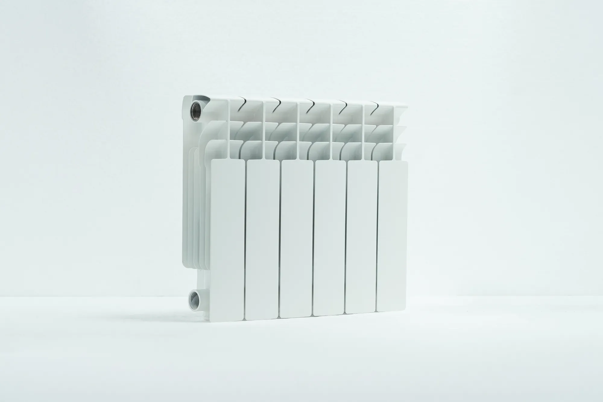 Радиатор алюминиевый секционный 350/100/6 боковое подключение Русский радиатор RRC350*100AL06