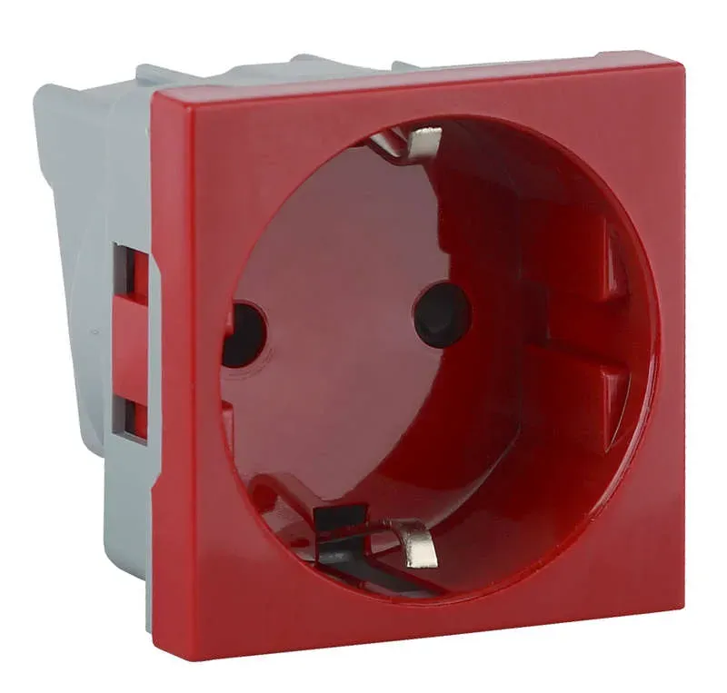 Розетка модульная с заземлением и шторками 45х45мм красная RUVinil АДЛ 13-901
