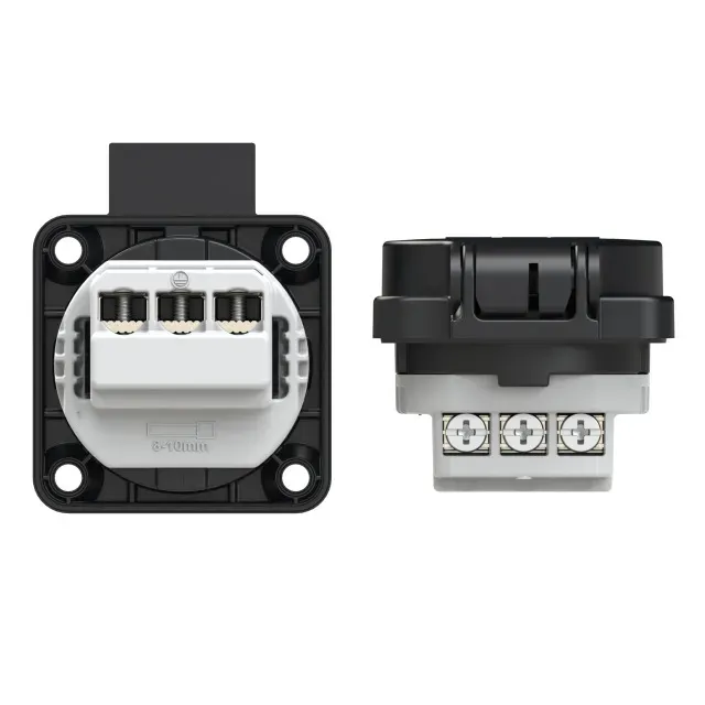 Розетка встраиваемая 16A/250V/1P+N+E/IP54 черная Alpenbox 00-00002581