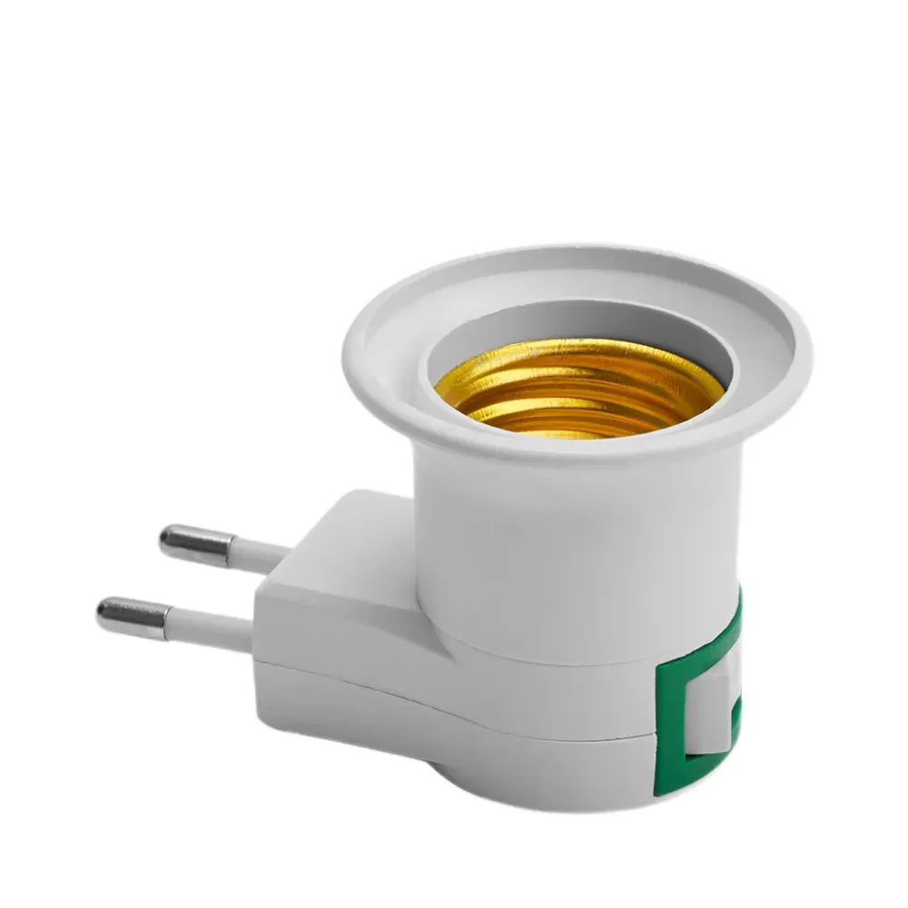 Патрон-переходник с Е27 на розетку с выключателем белый FERON 41039