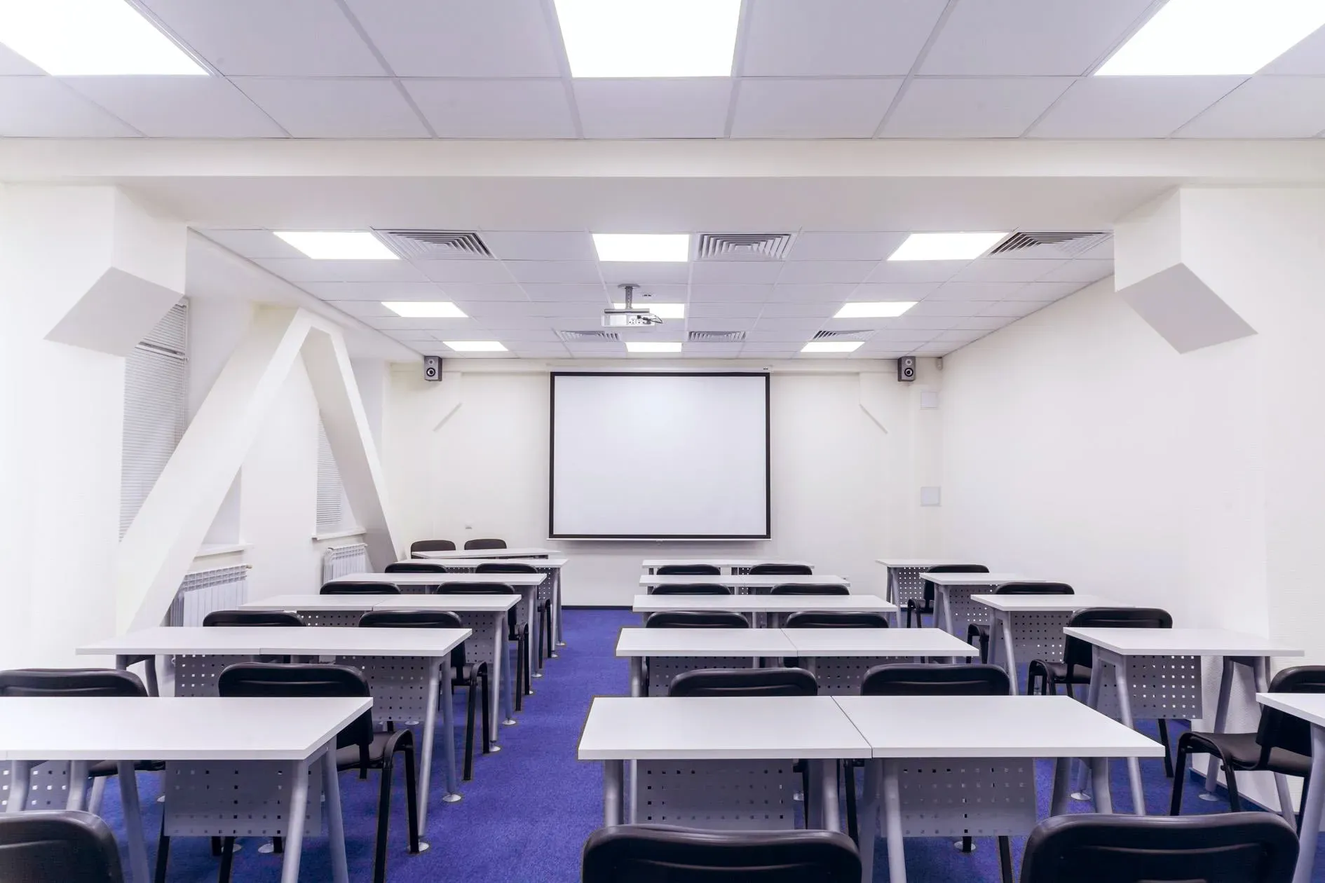 Светильник AVRORA-32/opal-sand 595x595 (IP54, 4000К, CRI90, 7Y) Центрстройсвет ЦБ000019597