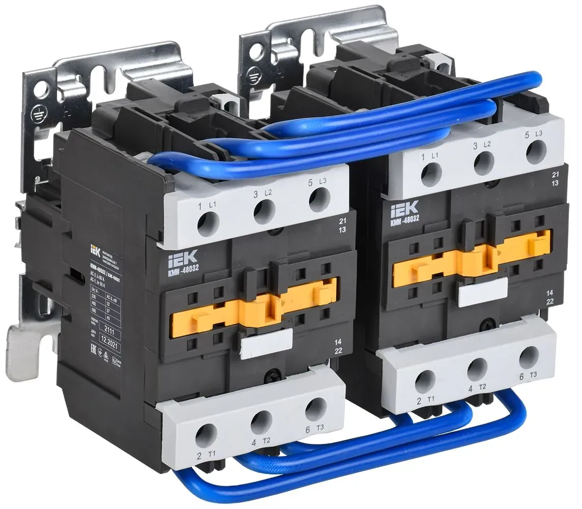 Контактор КМИ-48032 реверс 80А 400В/АС3 2НО:2НЗ IEK KKM43-080-400-22-1