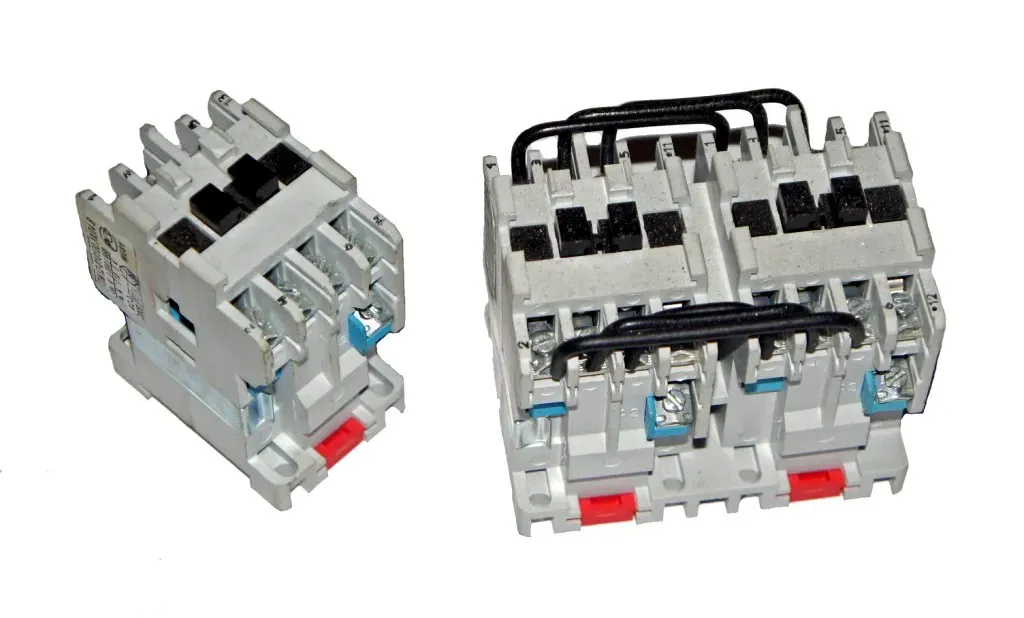 Контактор электромагнитный УХЛ4 ~220В 2НЗ КЗЭА г.Кашин O20501020ВВ220000010