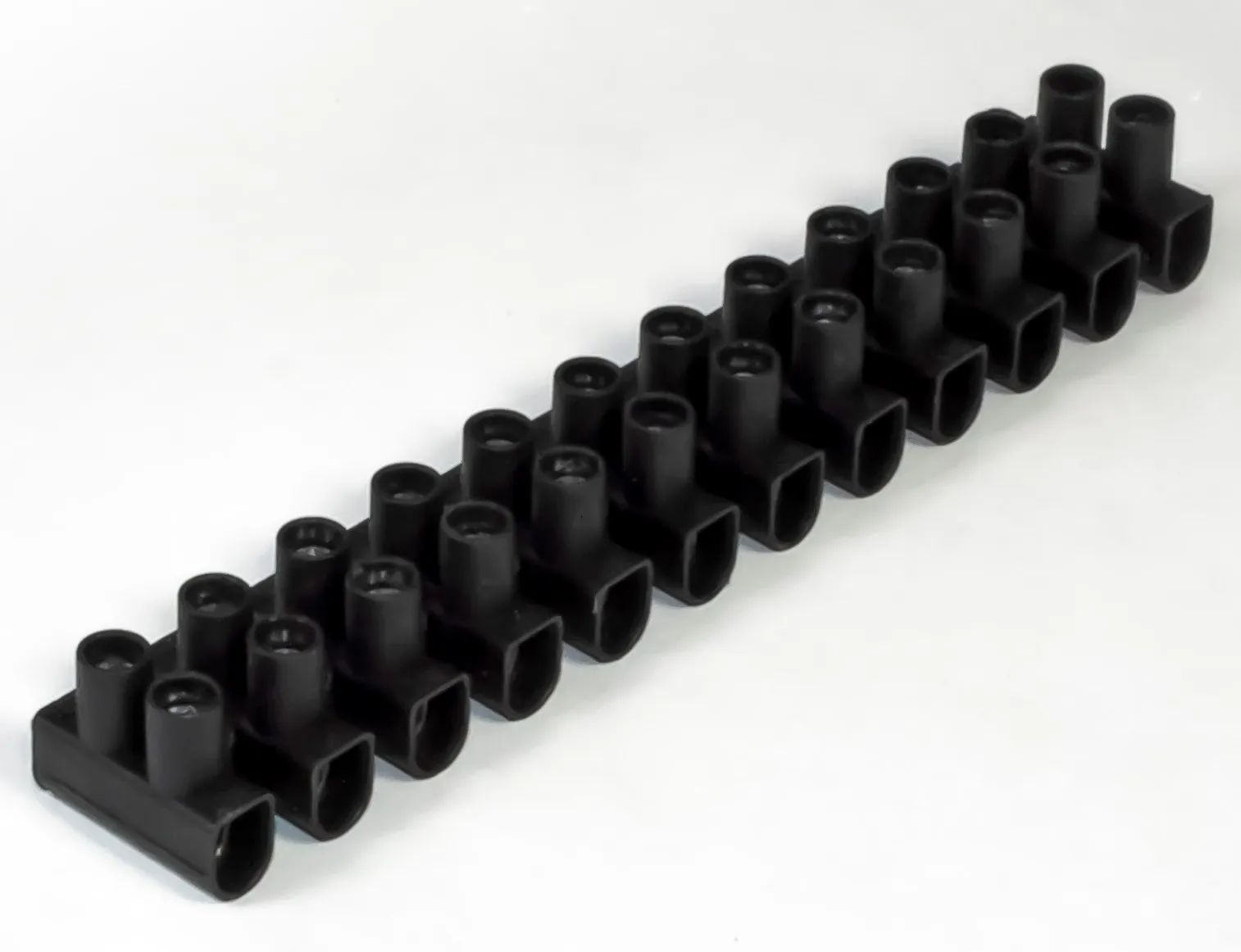EKL 0 S (черная) Клеммная колодка п/п, 450В, 12 полюсов, 1...4 мм2 Tridonic (10 шт/уп)