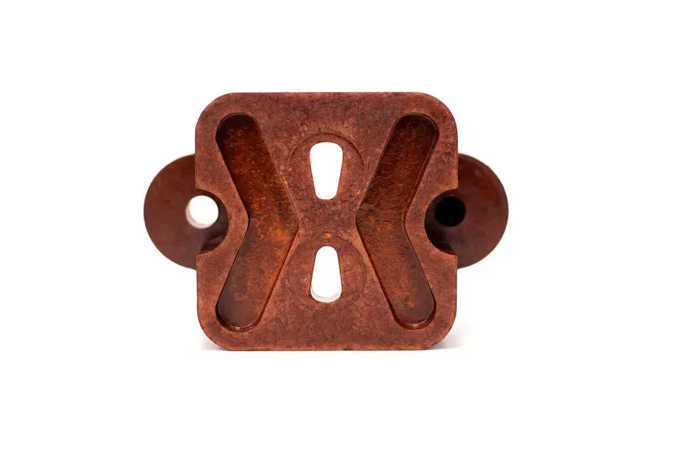 Изолятор А646 ПЭМИ 43Г15УА646