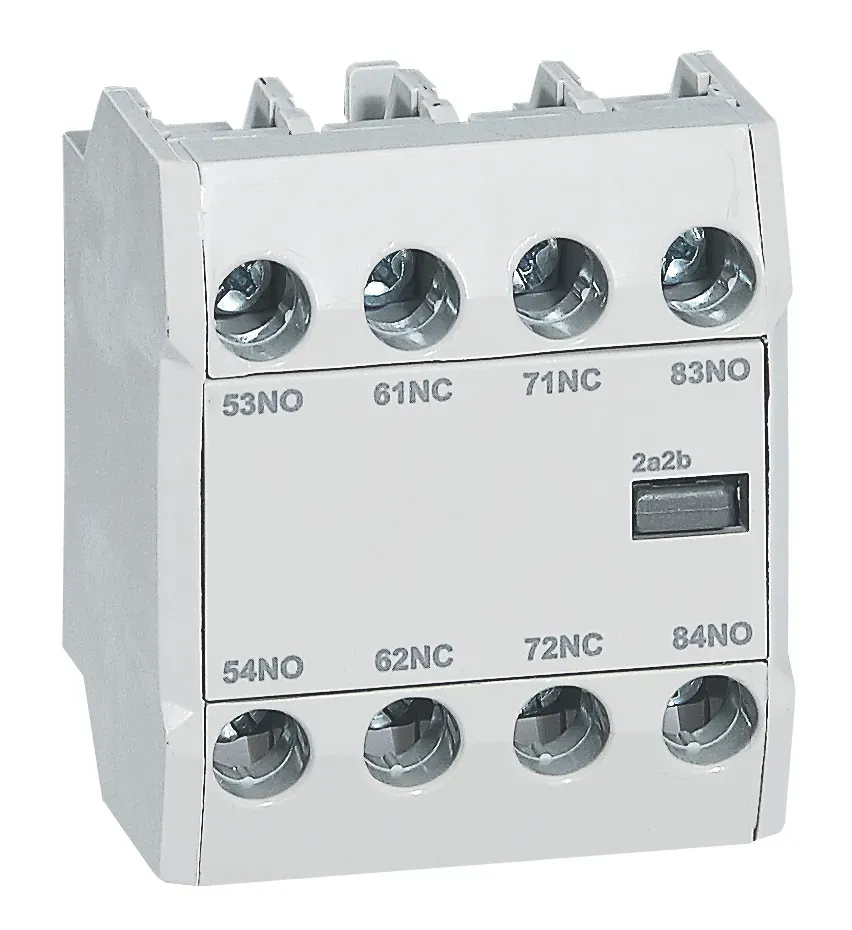 CTX? Фронтальные вспомогательные контакты 1НО3НЗ LEGRAND 416856