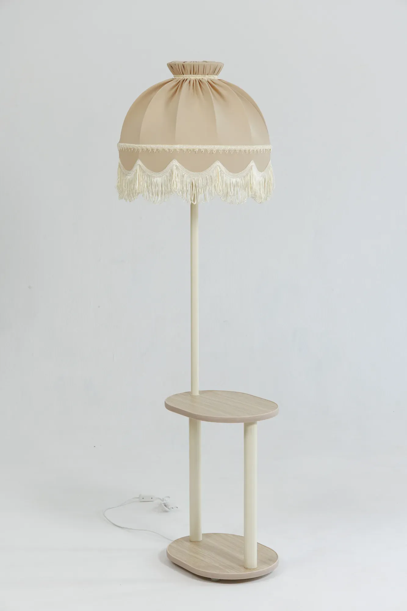 Светильник напольный НТБ 11-60-103 овал плэйн с абажуром Ретро карамель ЭРКАДО 301499