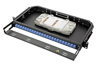 Коммутационная панель ВО Eurolan 47C-24, 1HU, портов: 24 LC/UPC (Duplex) OS2, установлено адаптеров: 2 невыдвижная, прямая, орг-йзер: предустановлен, цвет: чёрный, монтажные шнуры, КДЗС