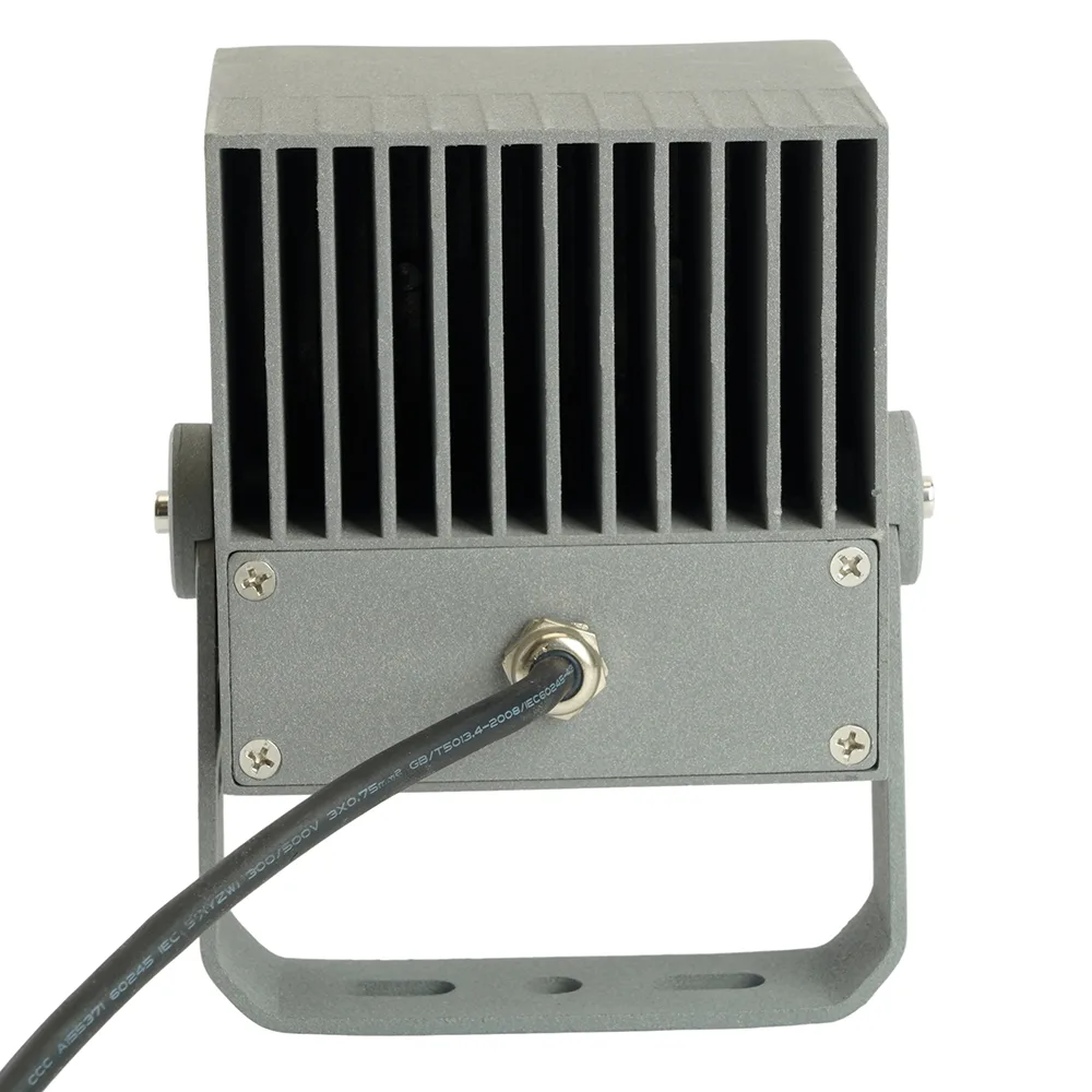 Прожектор светодиодный ДО-25w 2700К IP66