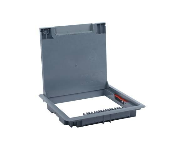 Лючки напольные Legrand Лючки напольные Legrand