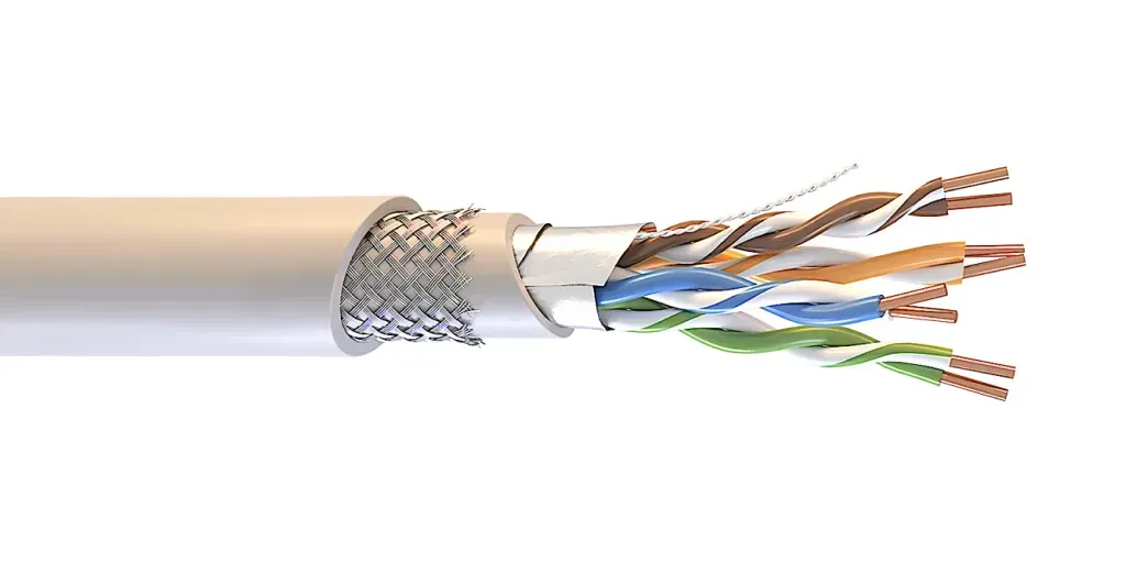 Кабель СегментЛАН F/UTP Cat5e PVCLSнг(А)-FRLS 4х2х0.52 К