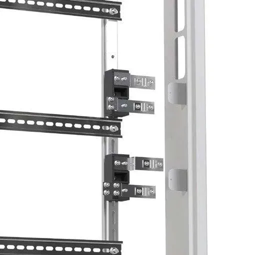 Комплект пластин на изоляторах для ЩЭ на 1-4 кв. PROxima EKF mb29-2pl