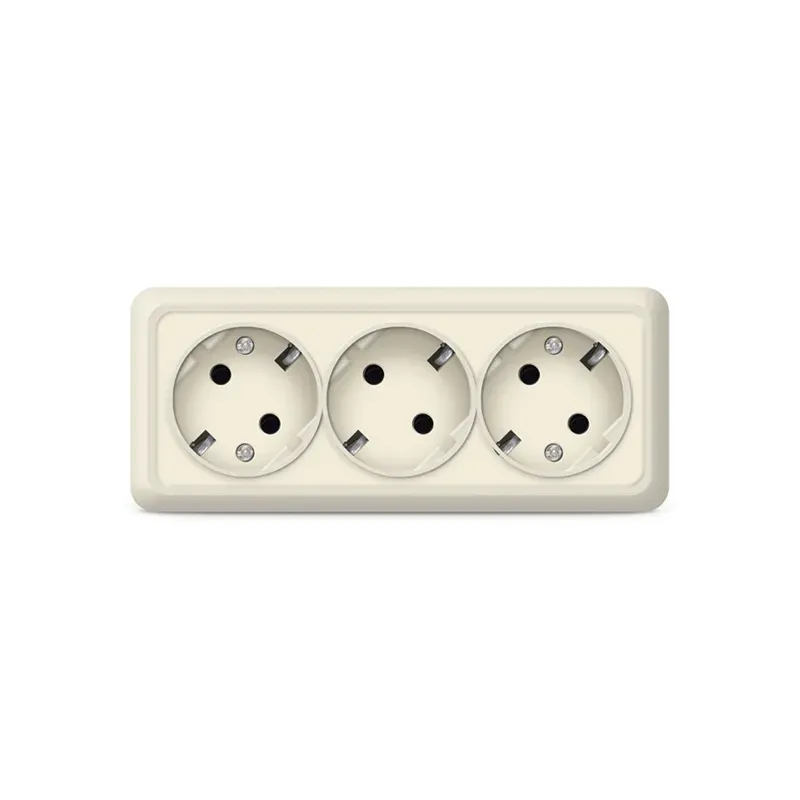 Розетка трехместная   Олимп с/з, наружная, 16А, 220В, бежевая (еврослот) Универсал 1167