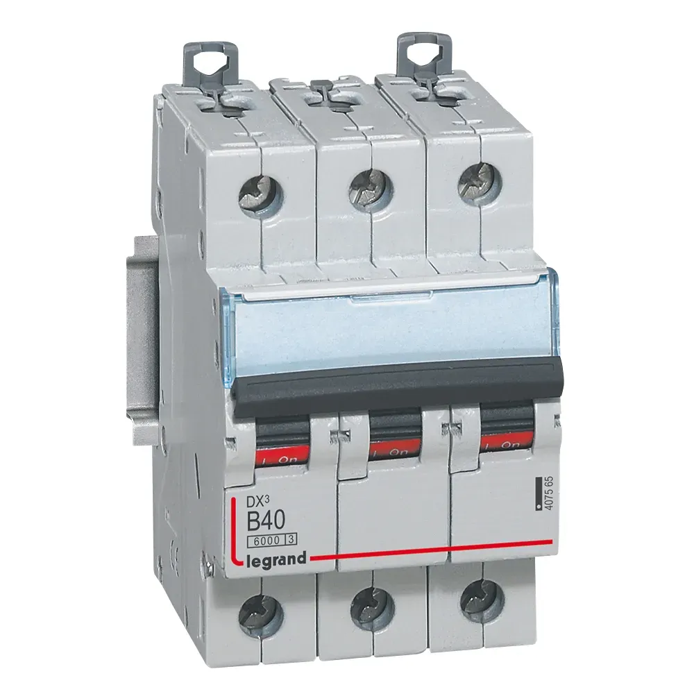 Выключатель автоматический трехполюсный 40а b dx3 6ka/10ka LEGRAND/DACCORD 407565