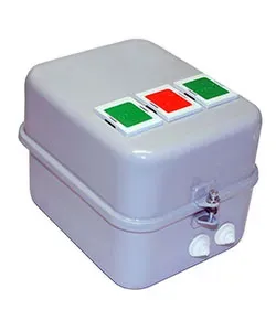 Пускатель электромагнитный ПМ12-010660 У3 В, 220В/50Гц, 4з+2р, 10А, реверсивный, с реле РТТ5-10-1 7,0-10,0А, в корпусе IP40, с кнопками ПУСК+СТОП+R Электротехник ET006174