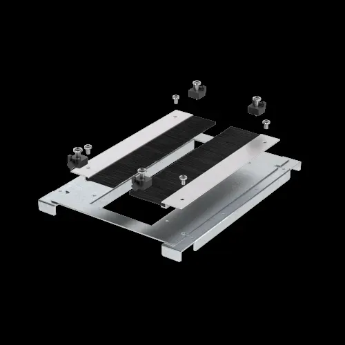 Центральный пакет глубиной 400 со щетками DKC R5FCSD4