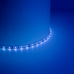 Cветодиодная LED лента Feron LS604, 60SMD(2835)/м 4.8Вт/м 5м IP65 12V синий Артикул 27677