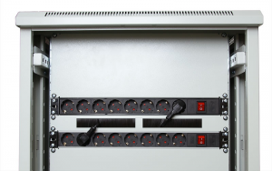 Блок евророзеток для 19 шкафов 16А Cabeus PDU-6P-B-2EU 6 розеток