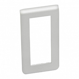 LEGRAND 079325 Рамка пластиковая, 5 модулей, вертикальная, цвет алюминий, Mosaic