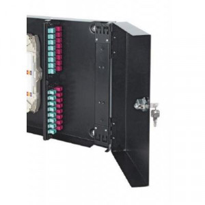 Коммутационная панель ВО Eurolan 47D-24, 1HU, портов: 24 LC/UPC (Duplex) OM4, установлено адаптеров: 6 выдвижная, прямая, цвет: чёрный