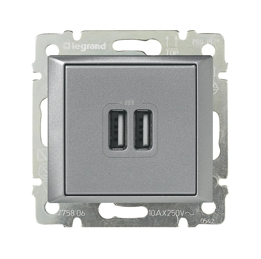 VALENA Розетка двойная USB алюминий LEGRAND 770270